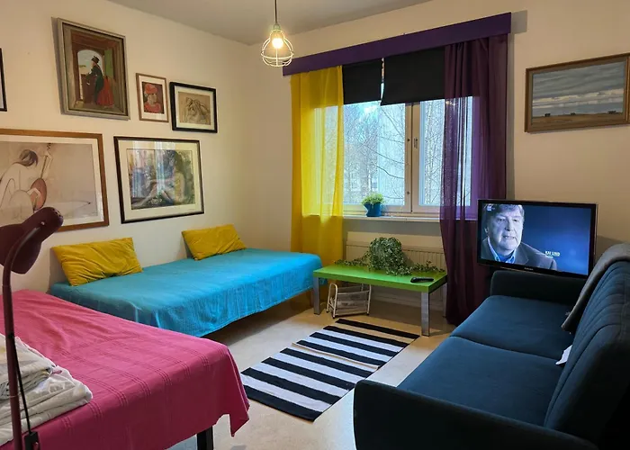 Vaerikaes Puutalokaksio 1-6 Hloelle, Ilm Parkit