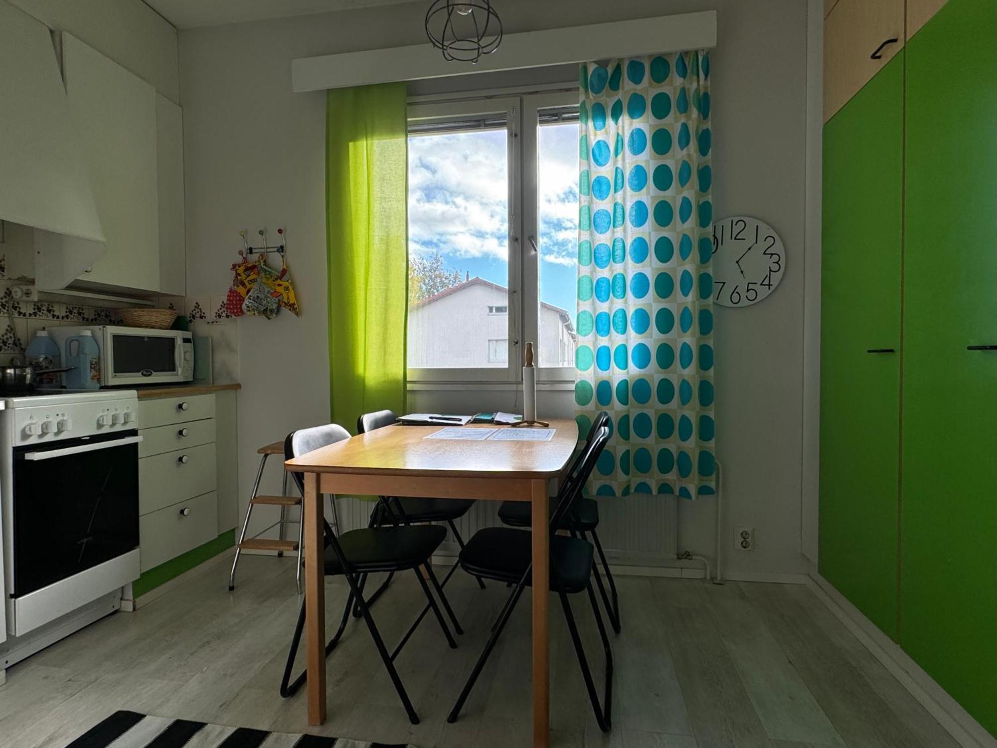 Vaerikaes Puutalokaksio 1-6 Hloelle, Ilm Parkit * Oulu